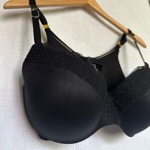VS T-shirt Push Up Black Bra super soft
